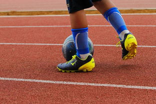 九游娱乐APP-球队是否更倾向利用定位球制造边路进攻机会，球队是否更倾向利用定位球制造边路进攻机会