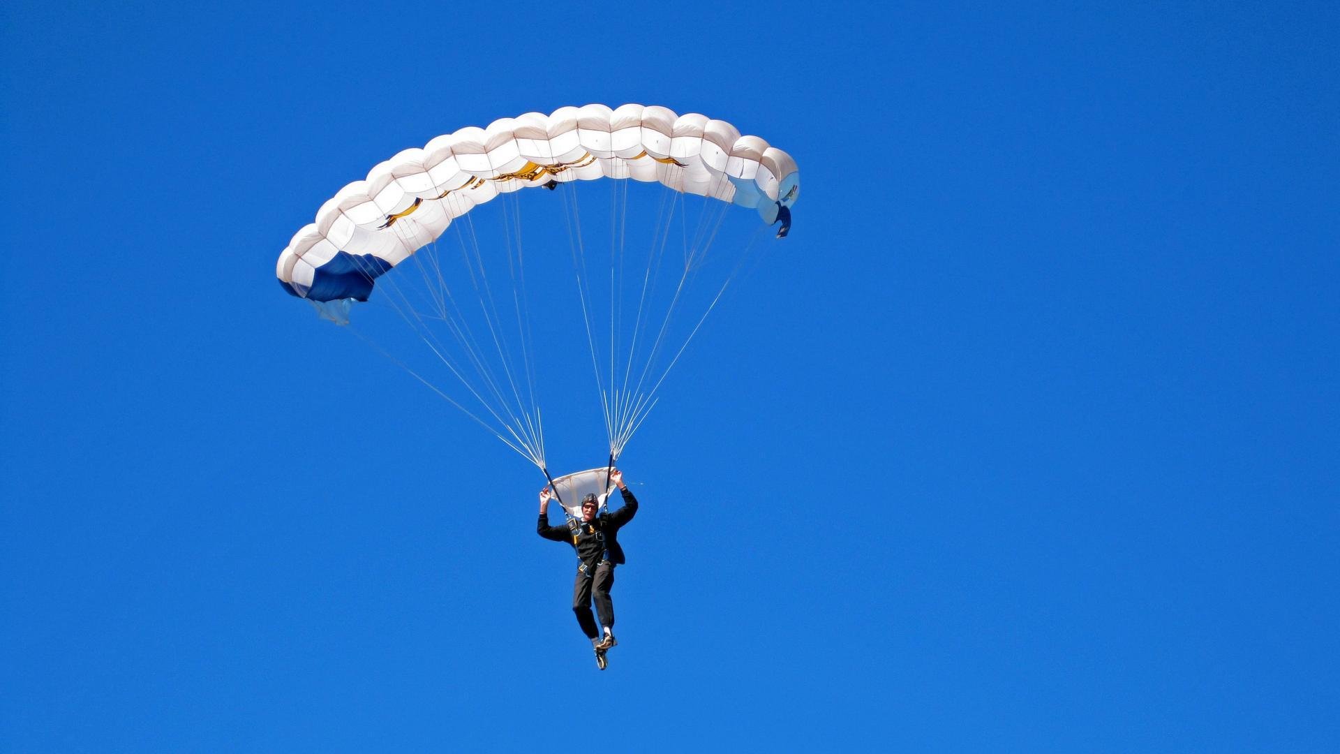 九游jiuyou-中乙联赛推出赛后教练复盘公开课传播技战术理念，中乙联赛球员什么水平